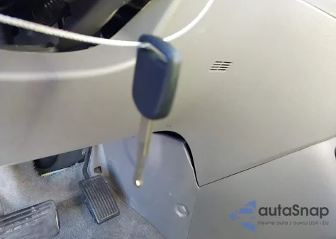 2010 Honda Odyssey Ex-L from USA, damaged, VIN 5FNRL3H74AB071383